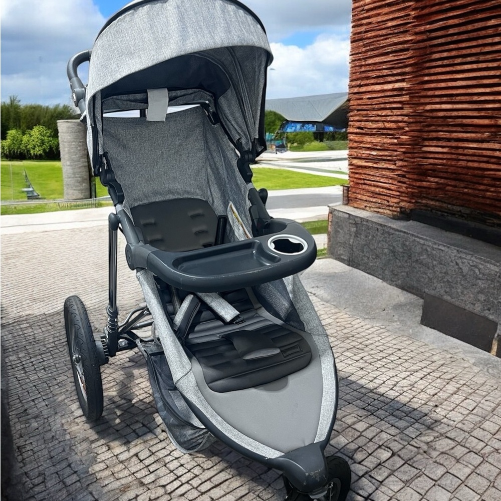 Monbebe Rebel II - Gray Jogging Stroller with Tray